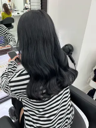 セミロング カラー Zina熊本🫧 Kurehaのヘアスタイル