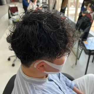 パーマ メンズ メンズパーマ特化 荻田知也のヘアスタイル
