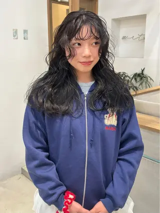 カラー yuna☘️ 名古屋のヘアスタイル