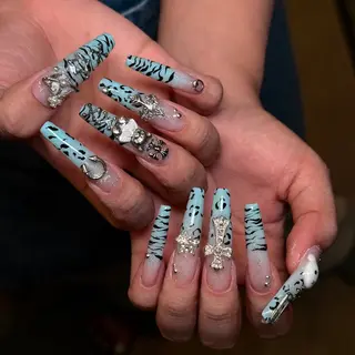 ネイル REI 池袋のネイルデザイン