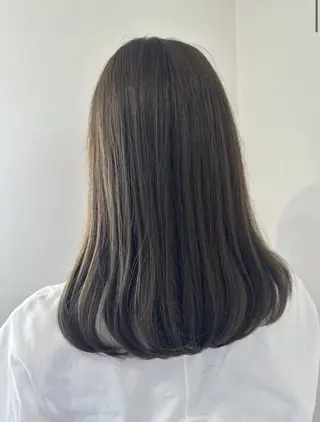 ロング カラー 山田 誠也のヘアスタイル