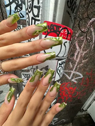 ネイル SHIORI 📍渋谷 / 円山町のネイルデザイン
