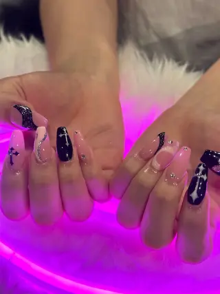 ネイル Ru _Baddiesのネイルデザイン