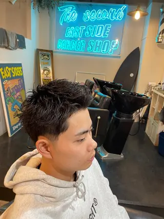 ショート パーマ メンズ 阿部 慈導のヘアスタイル