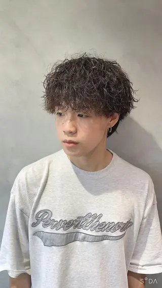 ミディアム ALLYS 中島史優のヘアスタイル