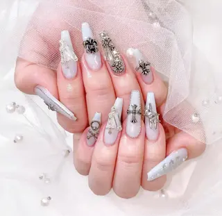 ネイル Lyna 池袋のネイルデザイン