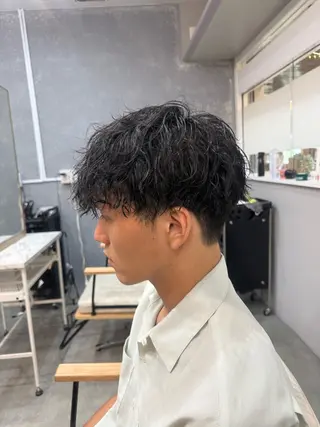 カラー パーマ メンズ 鍋島 拓真のヘアスタイル