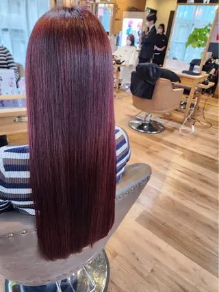 ロング ブリーチ・カットモデ ル募集中🫧高口小春のヘアスタイル