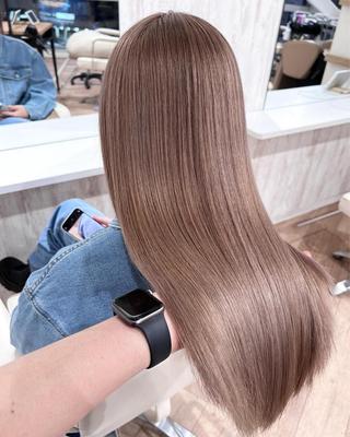 ロング 💛NOZOMI💛 ハイトーンカラーのヘアスタイル