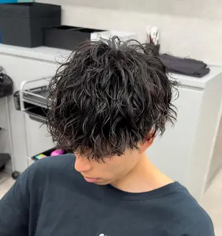 ショート カラー パーマ ヘアアレンジ メンズ キッズ ネイル マツエク・マツパ アイブロウ センターパート マスターかずまのヘアスタイル