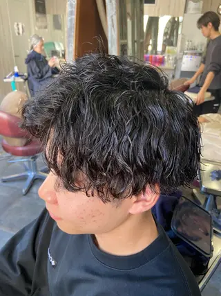 ショート パーマ メンズ カットパーマ✂️ 小坂田玲亜のヘアスタイル