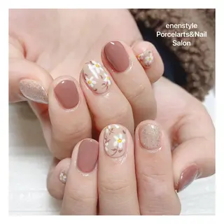 ミディアム ネイル 🐾enen style 🐾のネイルデザイン