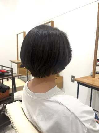 ショート 前田 葵のヘアスタイル