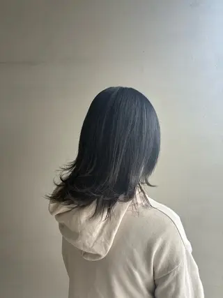 カラー カラーモデル Takahataのヘアスタイル