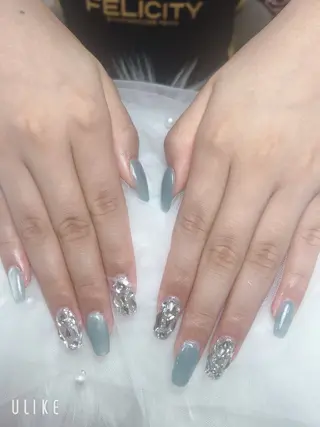 ネイル T. Leeのネイルデザイン
