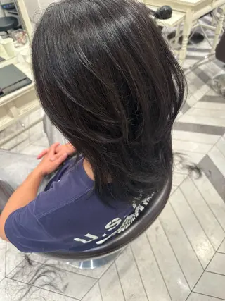 ミディアム ✨️艶髪カラー 🍒haru🍒✨️のヘアスタイル
