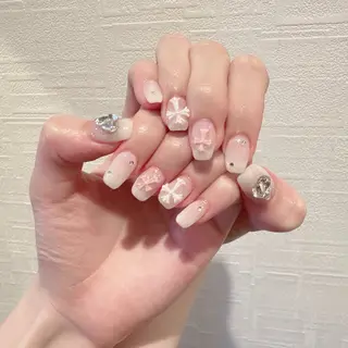 ネイル D-BEAUTY Nailsalonのネイルデザイン