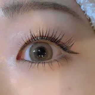 マツエク・マツパ ヤマダ サクラのヘアスタイル