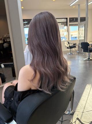 ロング デザインカラー／ 梶本 乃梨叶のヘアスタイル