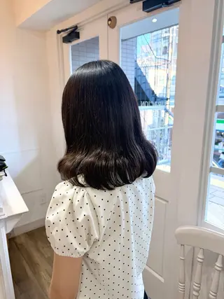 ミディアム mio♡ベージュ特化 🎀透明感カラーのヘアスタイル