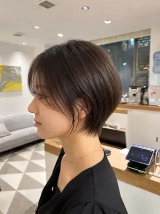 ショート 安丸 結夏のヘアスタイル