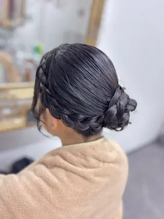 ミディアム ヘアアレンジ ⭐︎moe 【ヘアメイク🧸】のヘアスタイル