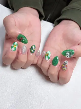 ネイル 💅ネイルハウス🏡 🎀TOMO🎀のネイルデザイン