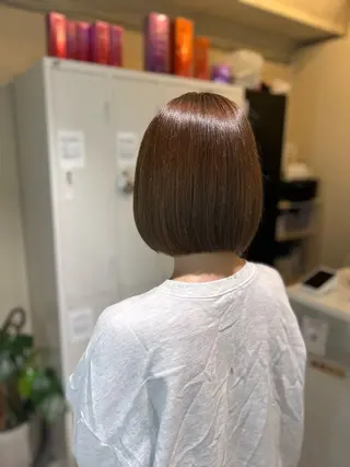 ショート カラー ナチュラルレイヤー/ ボブパーマ/カネコのヘアスタイル