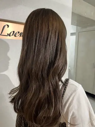 ロング カラー anon Loemのヘアスタイル