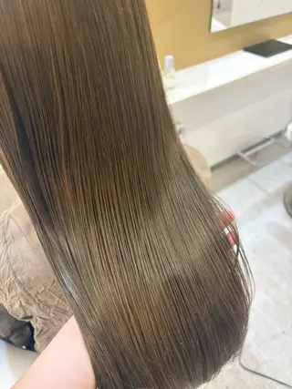 ロング 加賀谷 乙葉のヘアスタイル