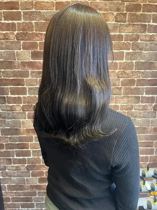 セミロング カラー パーマ ヘアアレンジ メンズ キッズ ネイル マツエク・マツパ アイブロウ 久木原 ゆりのヘアスタイル