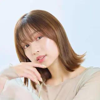 ミディアム カラー REON 髪質改善 縮毛矯正のヘアスタイル