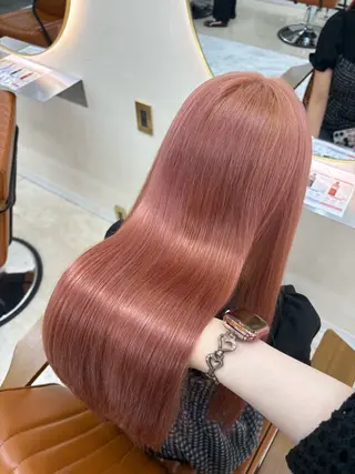 ロング カラー ぴんく髪の美容師🎀 🖤ゆうなのヘアスタイル