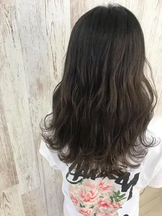 ロング カラー Oopsレイヤー 加藤澄都のヘアスタイル