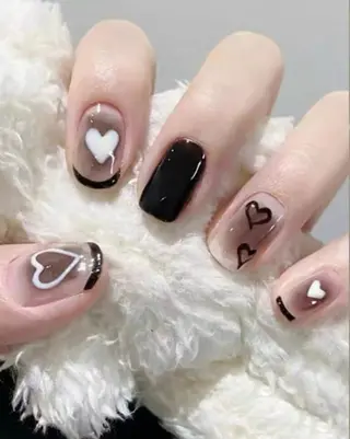ネイル H3 Nail Tsuki🦋💙のネイルデザイン