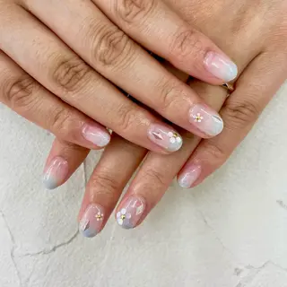 ネイル アイブロウ One’Ness Nana🤍のネイルデザイン