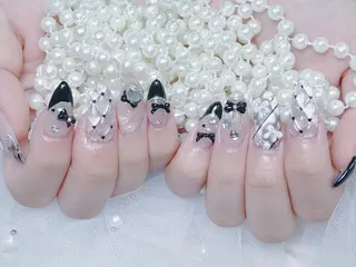 ネイル リリ 奈🎀のネイルデザイン
