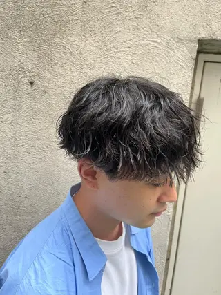 ミディアム パーマ メンズ 🏆メンズヘア特化 🥇代表りんぺーのヘアスタイル