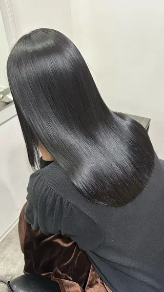 ロング 中原 真美のヘアスタイル