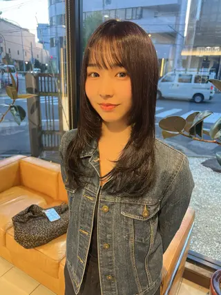 セミロング 森 桃菜のヘアスタイル