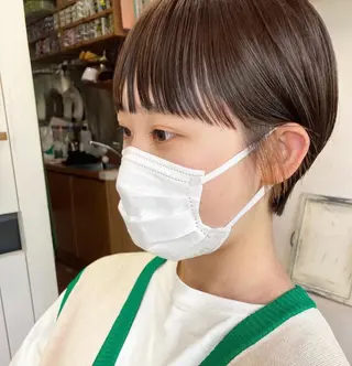 ショート カラー Hareru 豊田 修廣のヘアスタイル