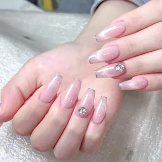 ネイル Queens テイのネイルデザイン