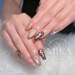 ネイル Genie Mika Nailsのネイルデザイン