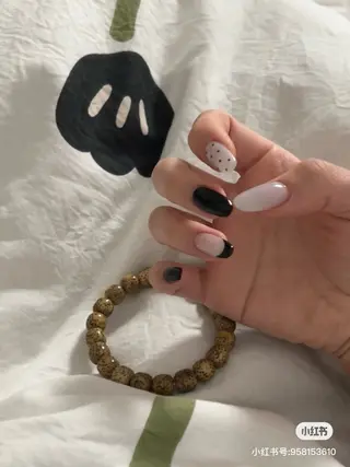 ネイル 大久保YISnail スカルプ専門店のネイルデザイン