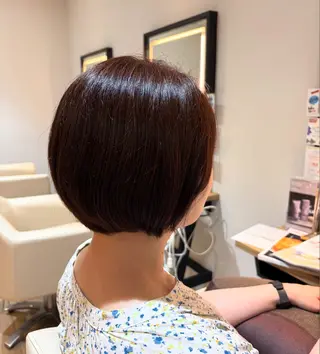 ショート 梅沢 優羽のヘアスタイル