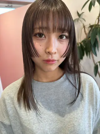 ミディアム 岡本 陵のヘアスタイル