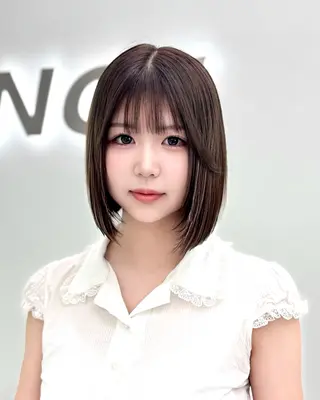 ショート カラー ヘアアレンジ 縮毛矯正🤍 ボブ/ HIKARIのヘアスタイル
