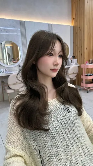 ロング カラー 🇰🇷韓国風くびれ ヘア🇰🇷中村優大のヘアスタイル