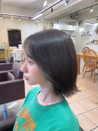 ショート カラー 顔周りレイヤー☆ スパ☆石上遥楓のヘアスタイル