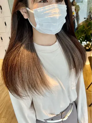 ロング 前田 菜奈子のヘアスタイル